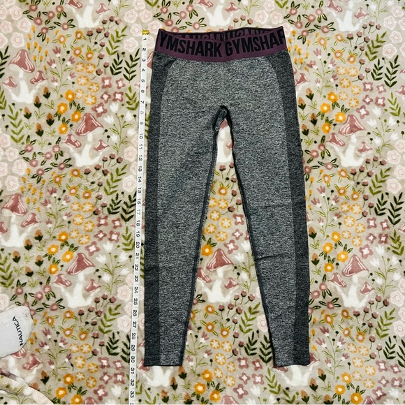 Gymshark Leggings - Picture 2 of 13